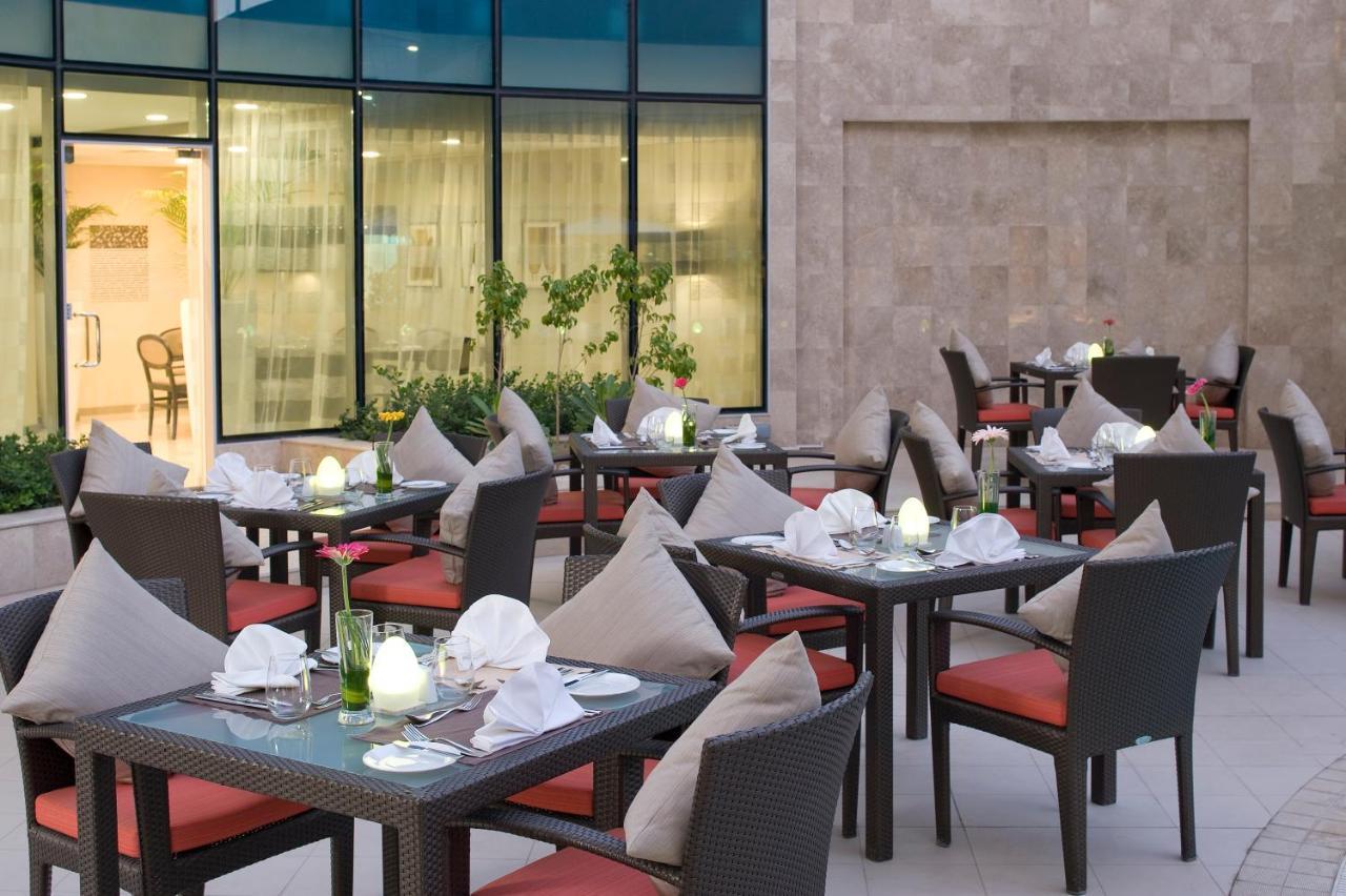 Holiday Inn Alseeb Muscat, An Ihg Hotel Exterior photo